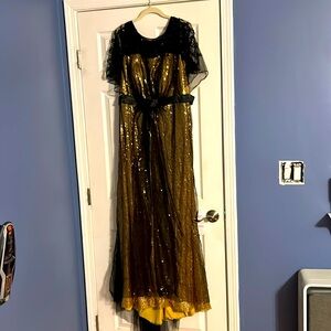 Black/Gold Sequined with beaded neckline and shoulder detailing